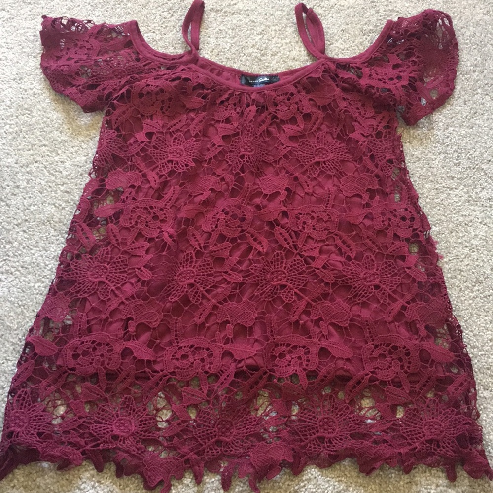 Cold shoulder top